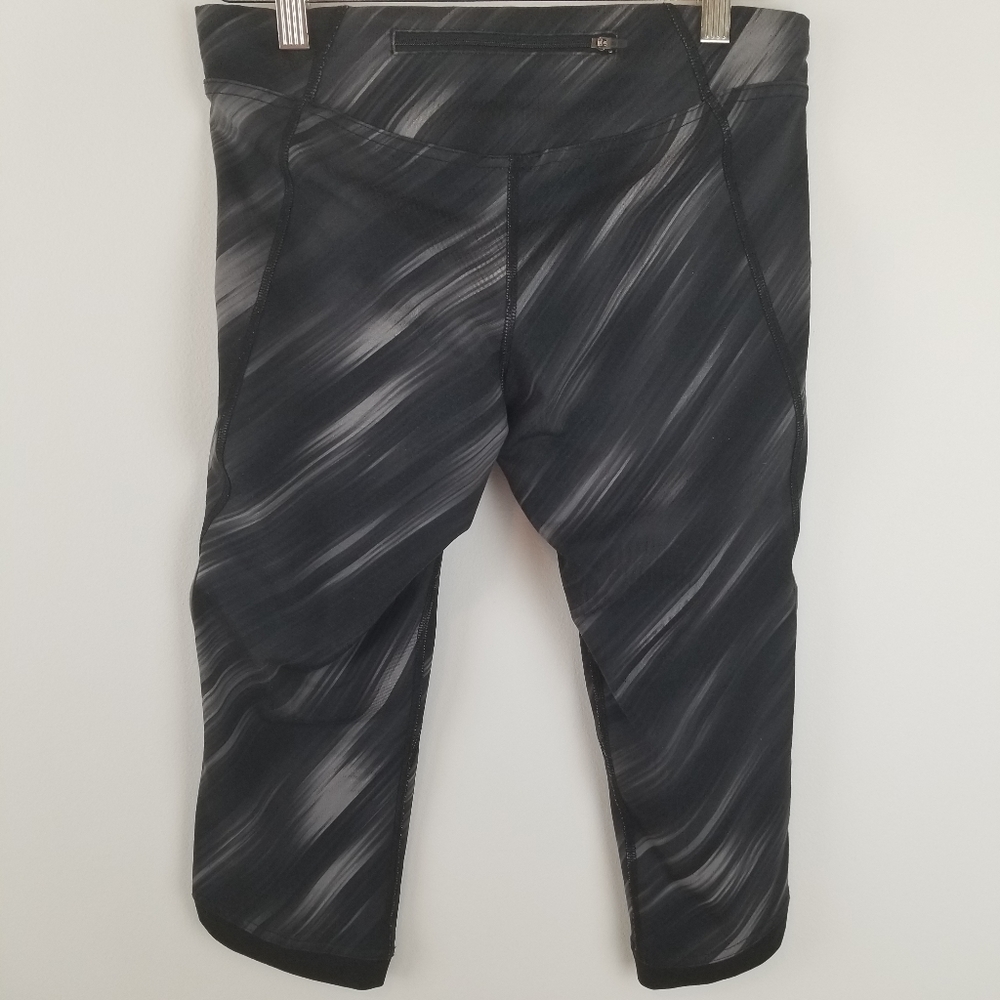 The North Face Black/Gray Leggings - Picture 2 of 7